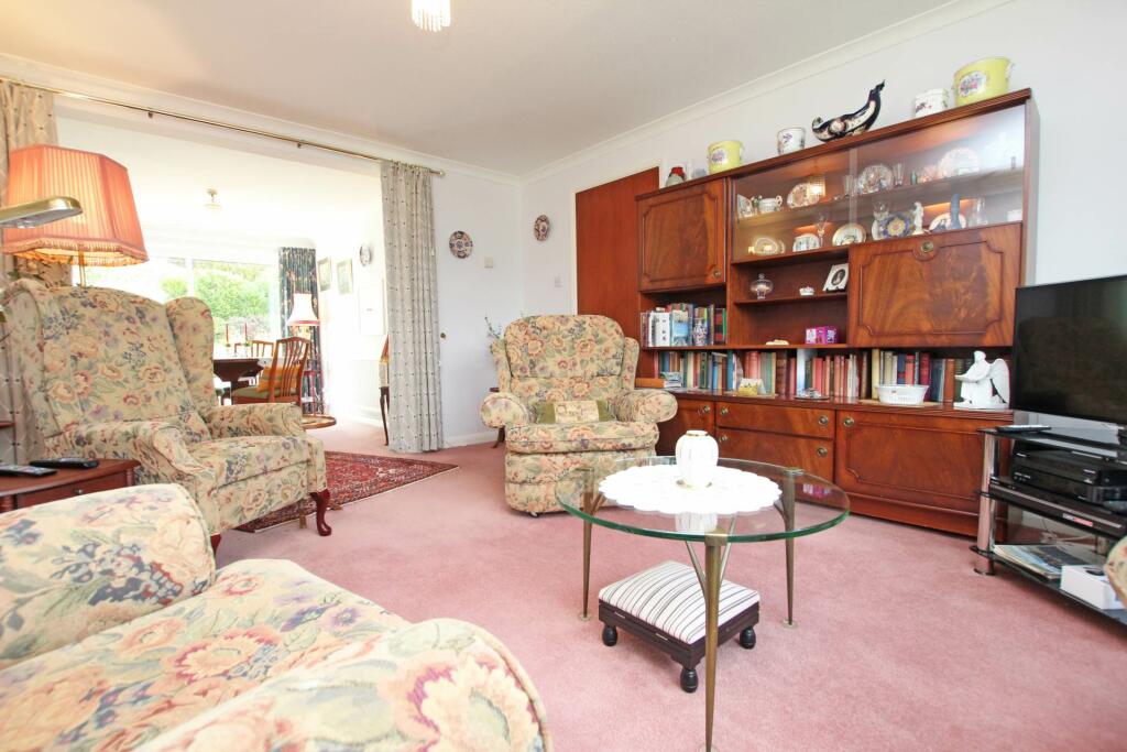 Additional property image - Long Acre Close, Eastbourne, BN21 1UF
