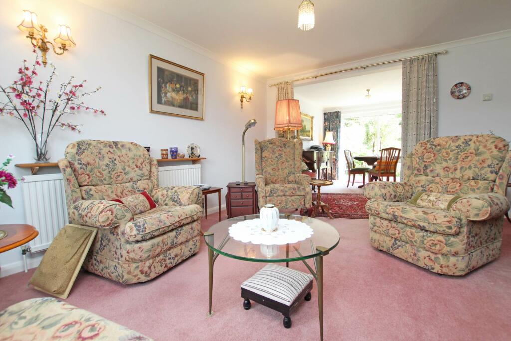 Additional property image - Long Acre Close, Eastbourne, BN21 1UF
