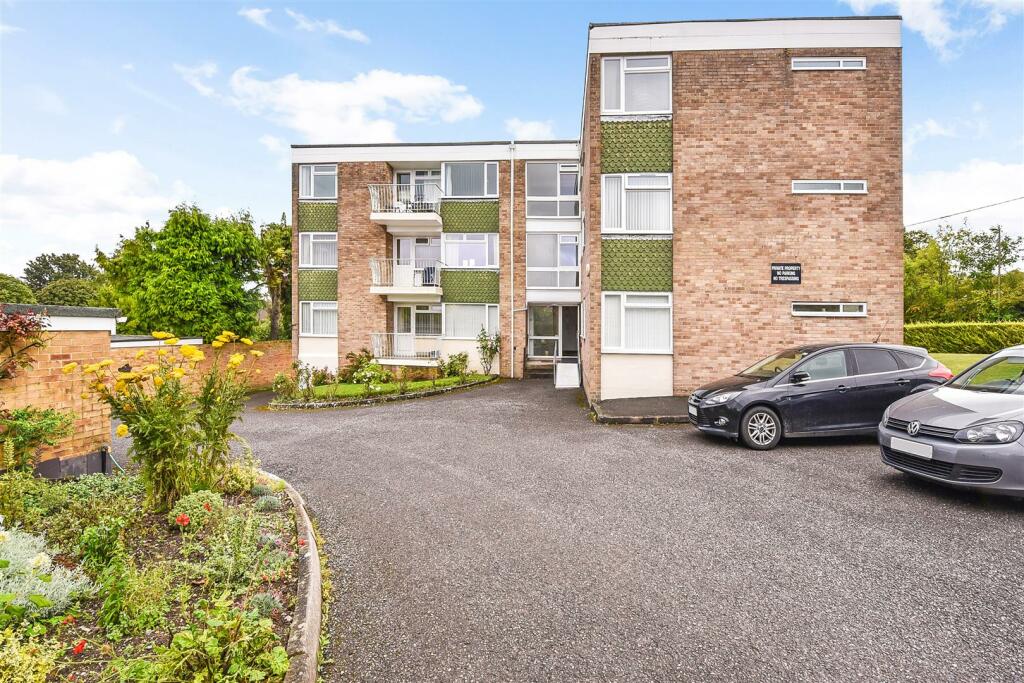 2 bedroom apartment for sale in Winchester Road, Andover, SP10