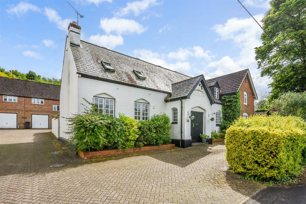 4 bedroom house for sale in Foundry Road, Anna Valley, Andover, SP11