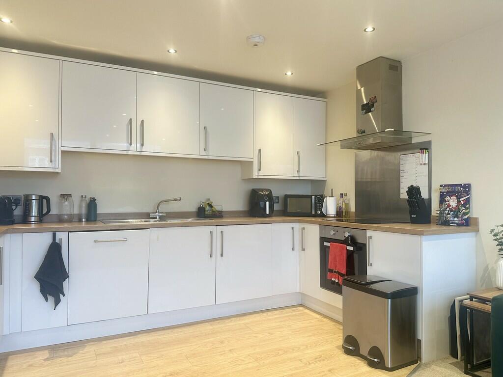 Additional property image - Ashley Cross, Poole