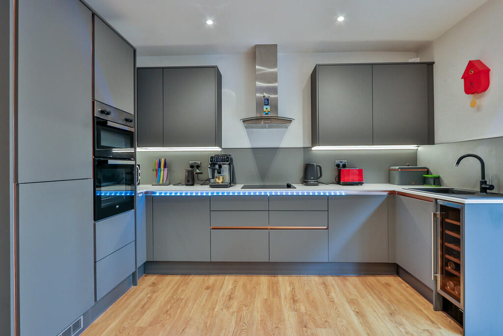 Additional property image - Pine Vale Crescent