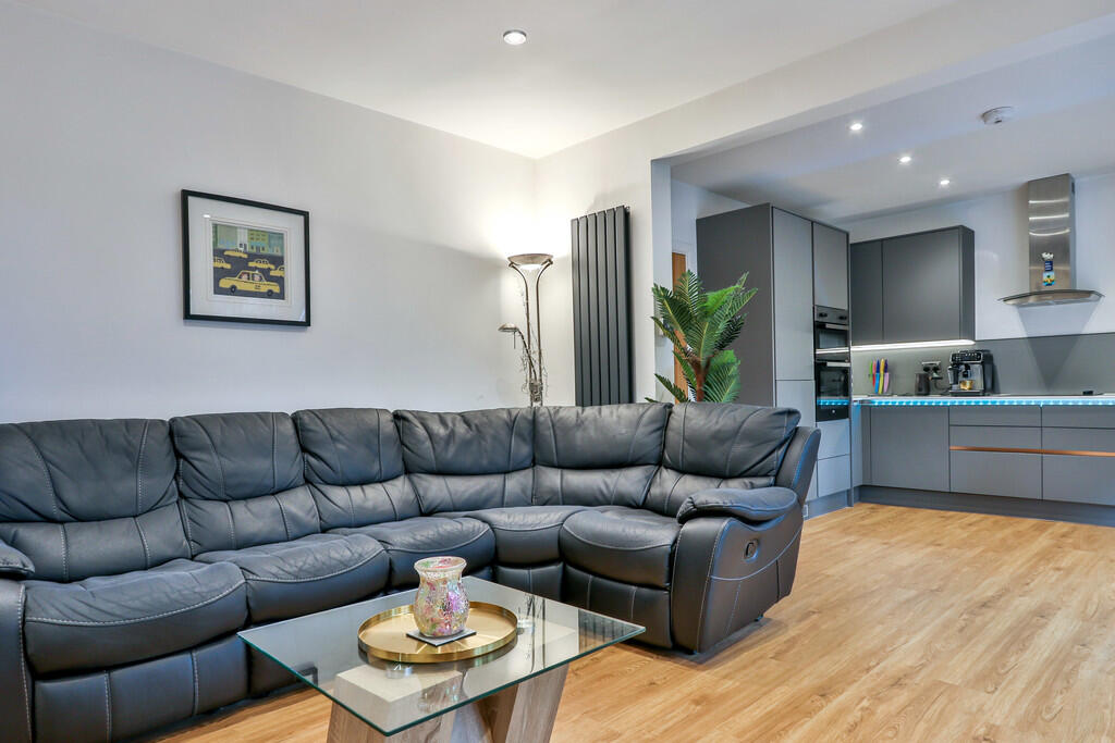 Additional property image - Pine Vale Crescent