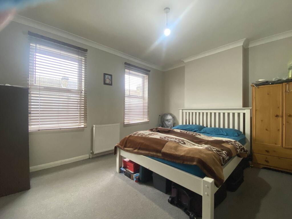 Additional property image - Brook Street, Erith  ** VIDEO & 3D FLOORPLAN AVAILABLE **