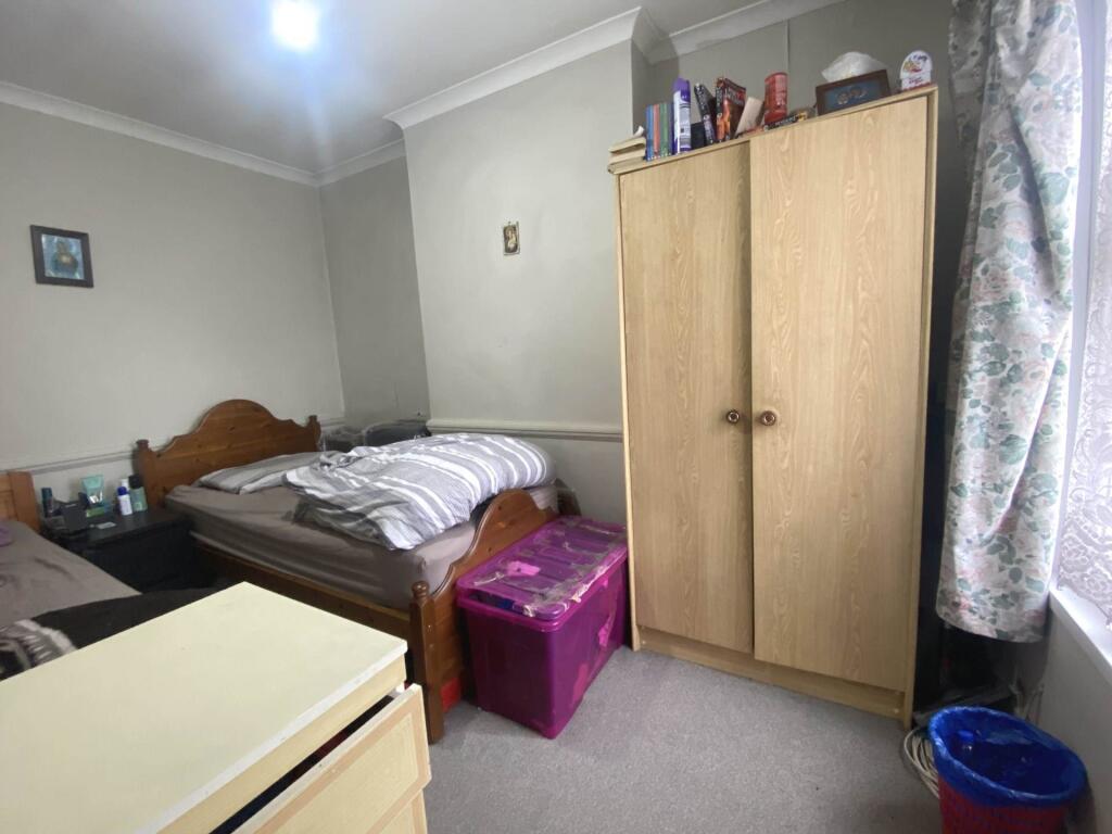 Additional property image - Brook Street, Erith  ** VIDEO & 3D FLOORPLAN AVAILABLE **
