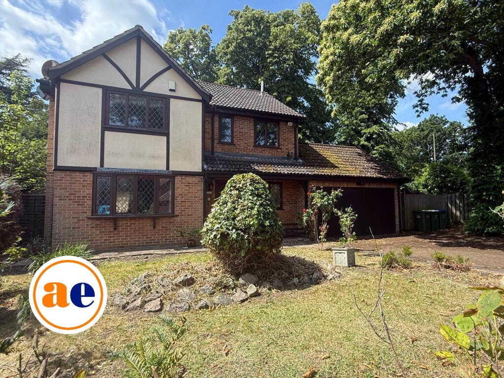 Main image of property: Heathview Drive, London   ** VIDEO & 3D FLOORPLAN AVAILABLE **