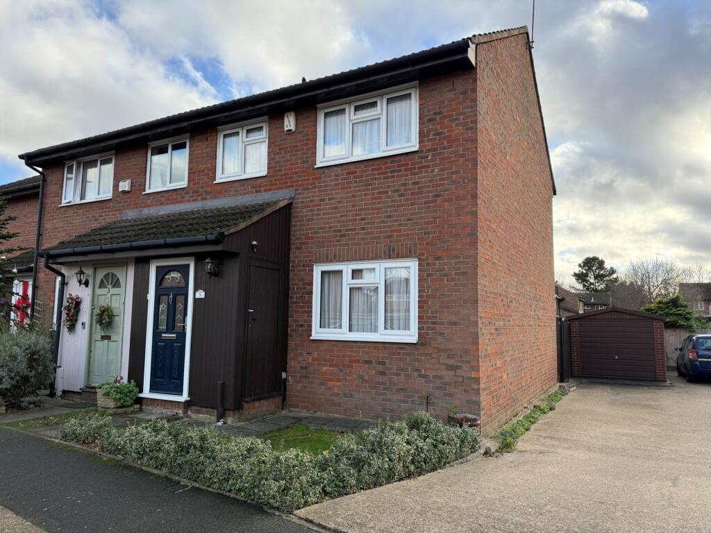 Main image of property: Wroxham Road, London ** VIDEO & 3D FLOORPLAN AVAILABLE **