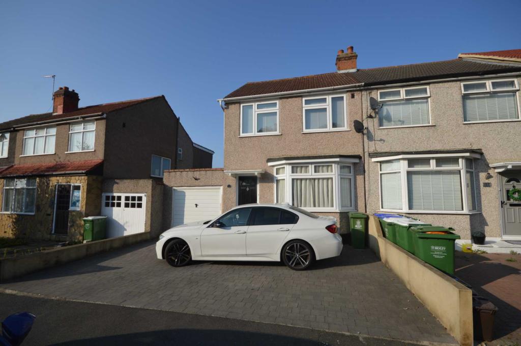 3 bedroom end of terrace house for sale in Elstree Gardens, Belvedere, DA17