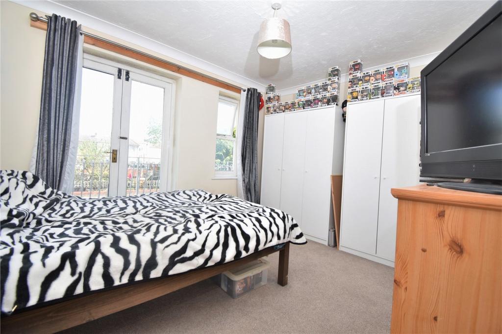 Additional property image - Stour View Court, Stour Road, Harwich, Essex, CO12