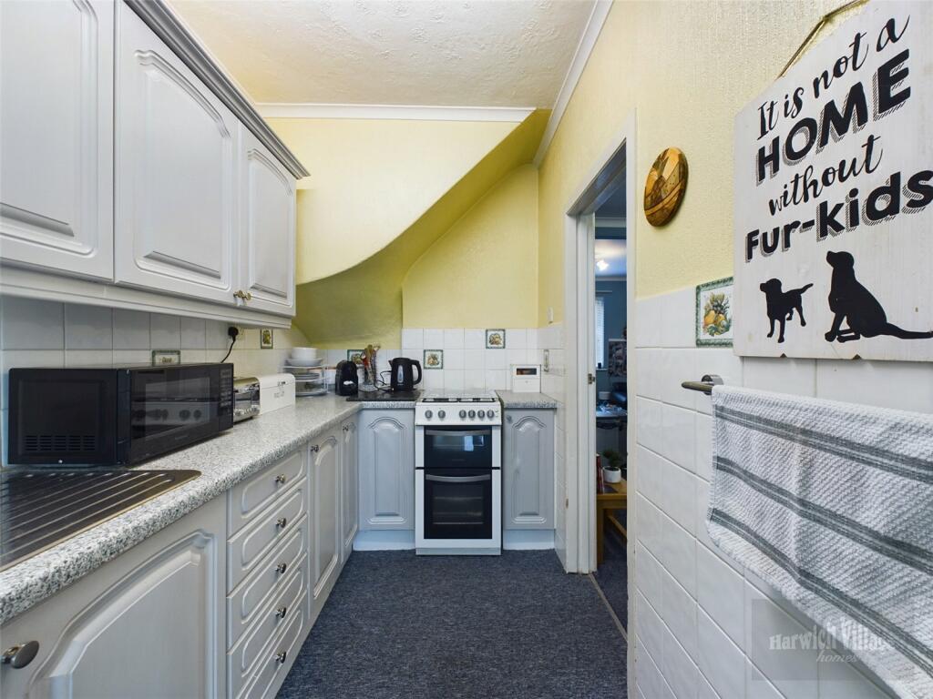 Additional property image - Una Road, Harwich, Essex, CO12
