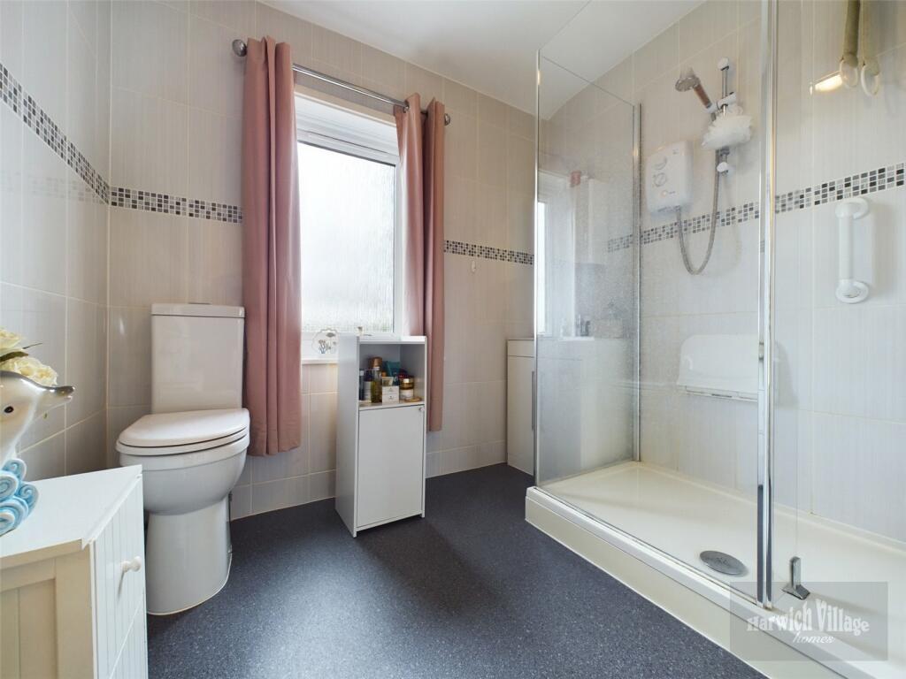 Additional property image - Una Road, Harwich, Essex, CO12
