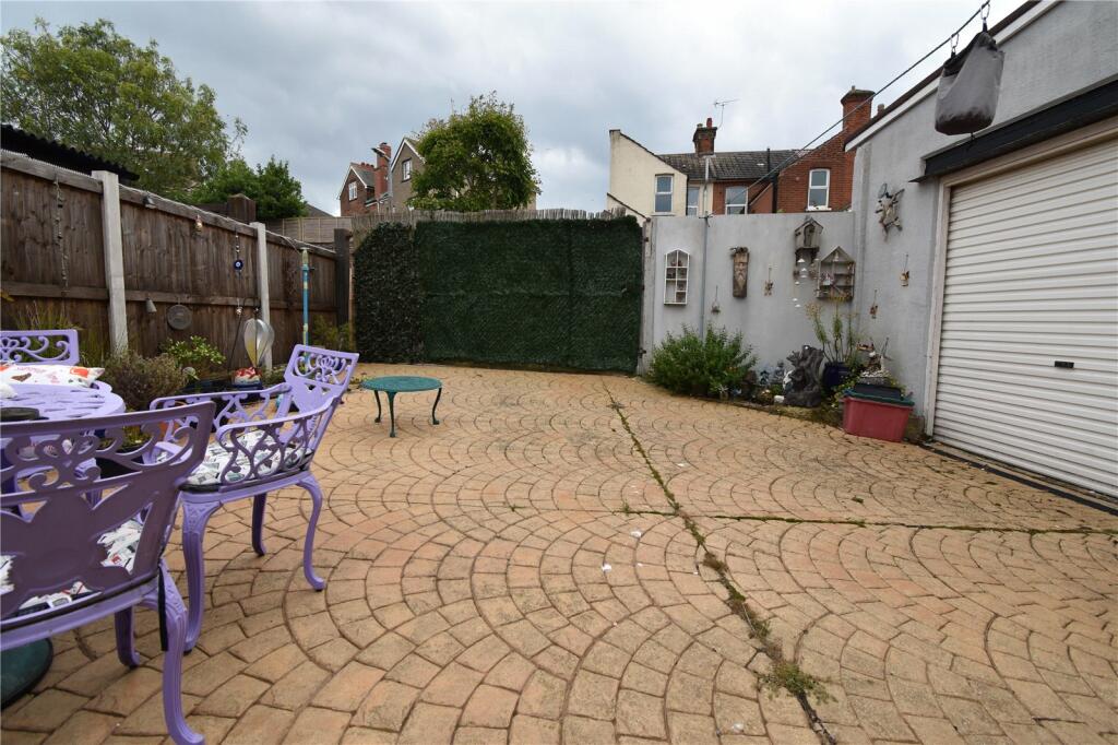 Additional property image - Oakland Road, Dovercourt, Harwich, CO12