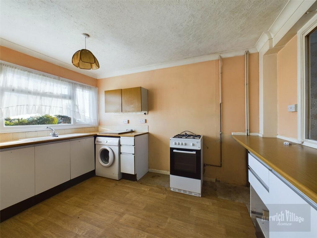 3 bedroom end of terrace house for sale in Holyrood, Harwich, Essex, CO12