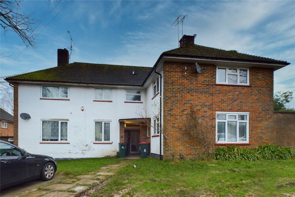 Main image of property: Worth Road, Pound Hill, Crawley, West Sussex, RH10