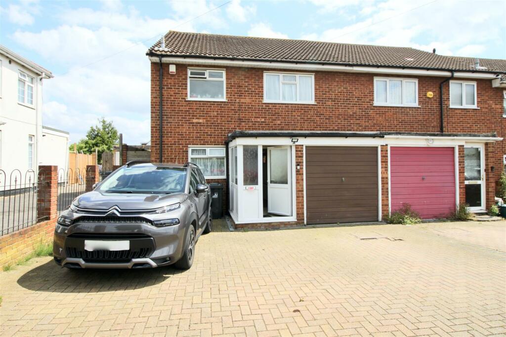 Main image of property: Eastmead Avenue, Greenford