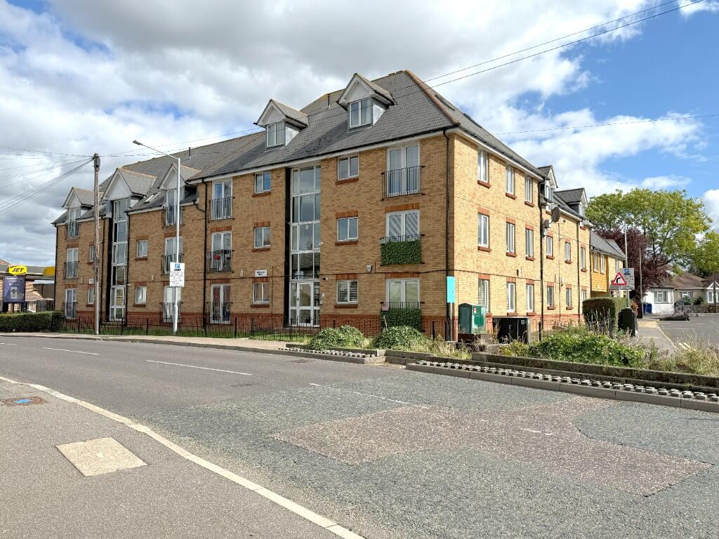 Main image of property: Southend Road, Stanford-Le-Hope, Essex, SS17