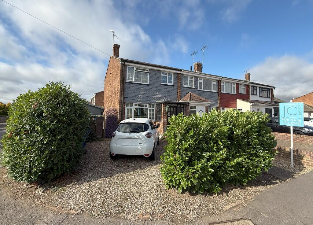 Main image of property: Third Avenue, Stanford-Le-Hope, Essex, SS17