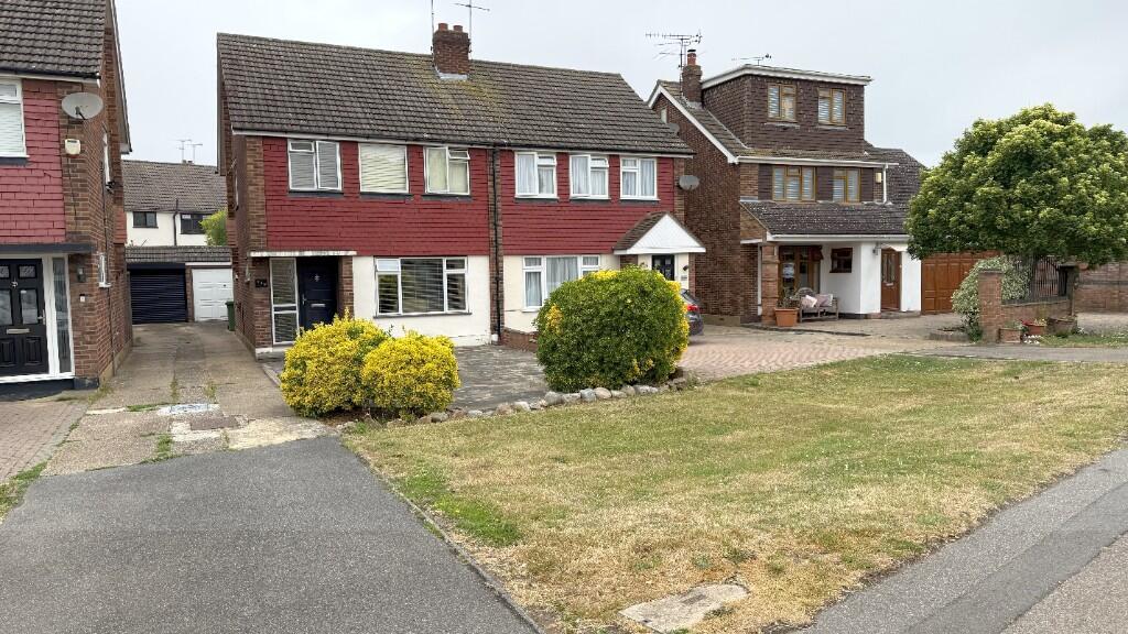 Main image of property: Southend Road, Stanford-Le-Hope, Essex, SS17