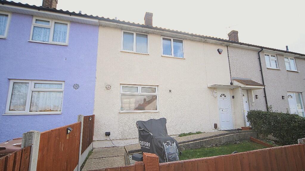 Main image of property: Plaistow Close, Stanford-Le-Hope, Essex, SS17