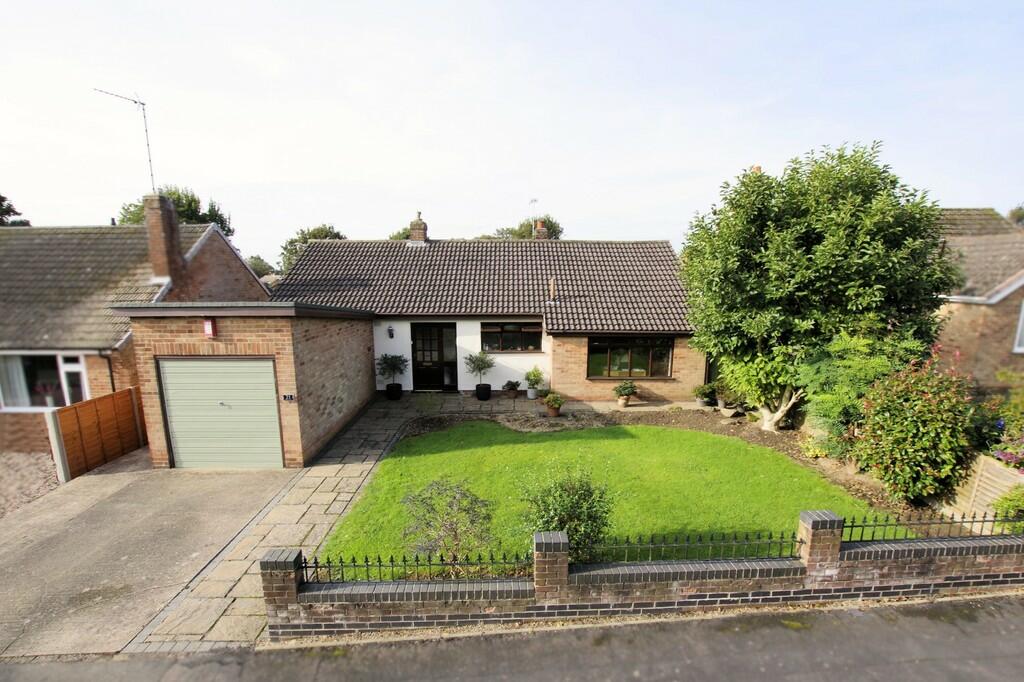 3 bedroom detached bungalow for sale in Priorfields, AshbydelaZouch