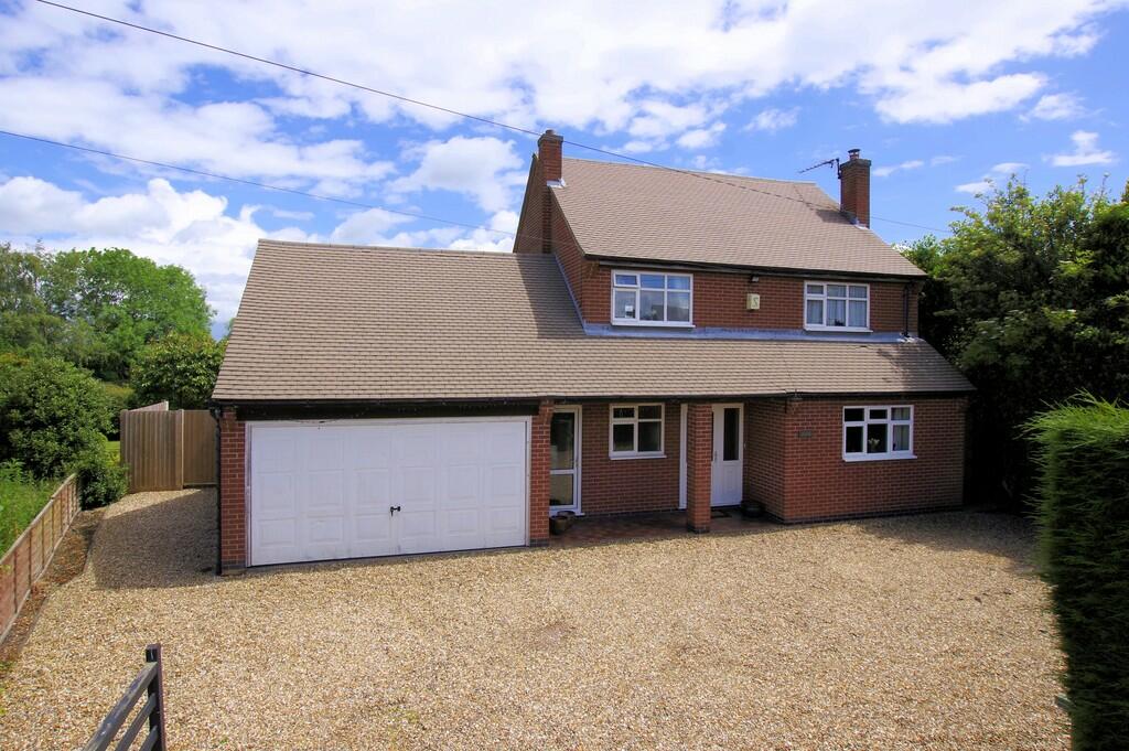 4 bedroom detached house for sale in The Moor, Coleorton, LE67