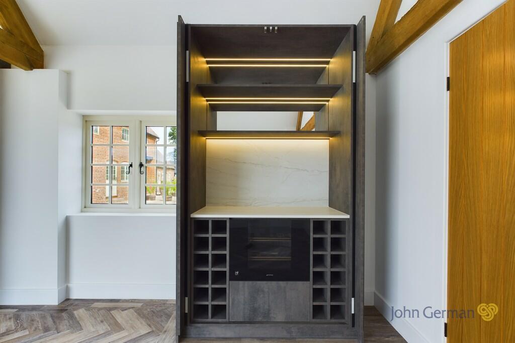 Additional property image - Woodhouses, Melbourne
