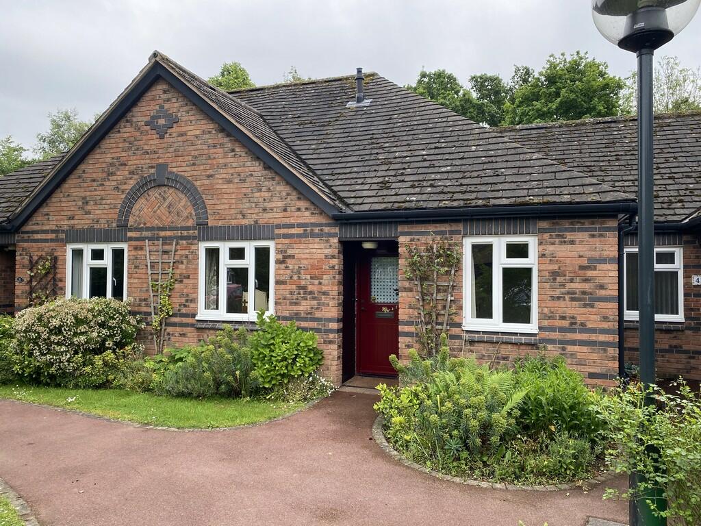 2 bedroom terraced bungalow for sale in Badger Court, Loughborough, LE11