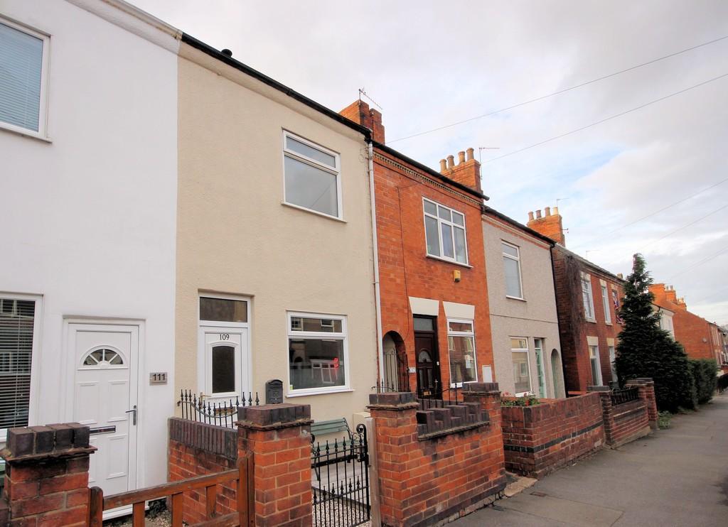 3 bedroom terraced house for sale in Charnwood Road, Shepshed, LE12