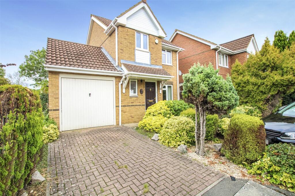 Main image of property: Kalman Gardens, Old Farm Park, Milton Keynes, Buckinghamshire, MK7