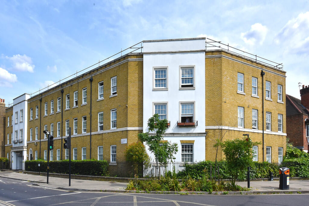 Main image of property: Pickering Close, London