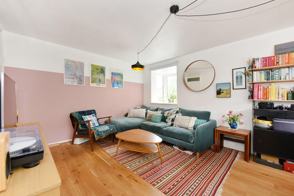 Main image of property: Park Close, London