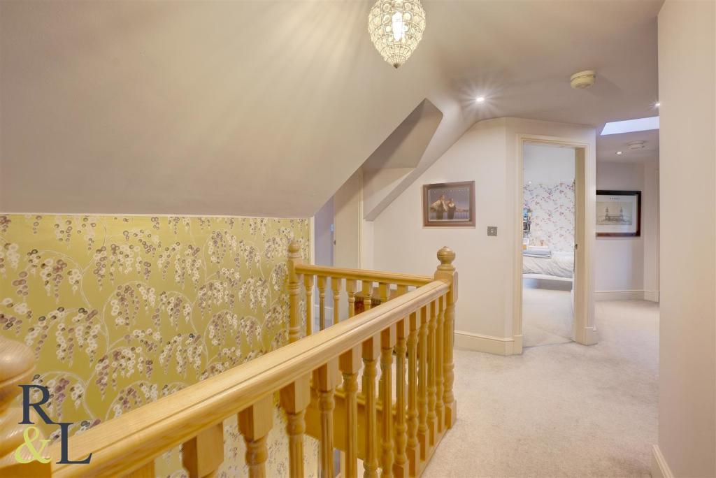 4 bedroom detached house for sale in Saddlers Gate, Radcliffe On Trent