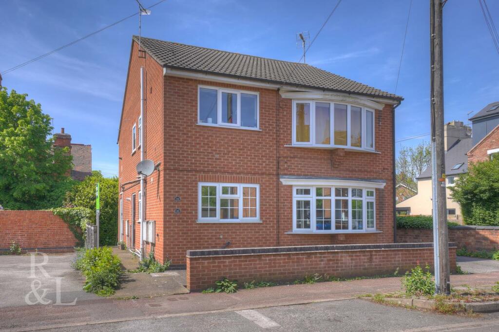 2 bedroom for sale in Lady Bay Road, West Bridgford