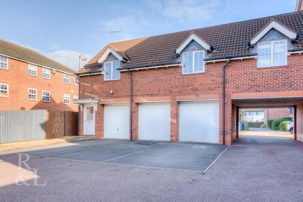 Main image of property: Hunt Close, Radcliffe-On-Trent, Nottingham