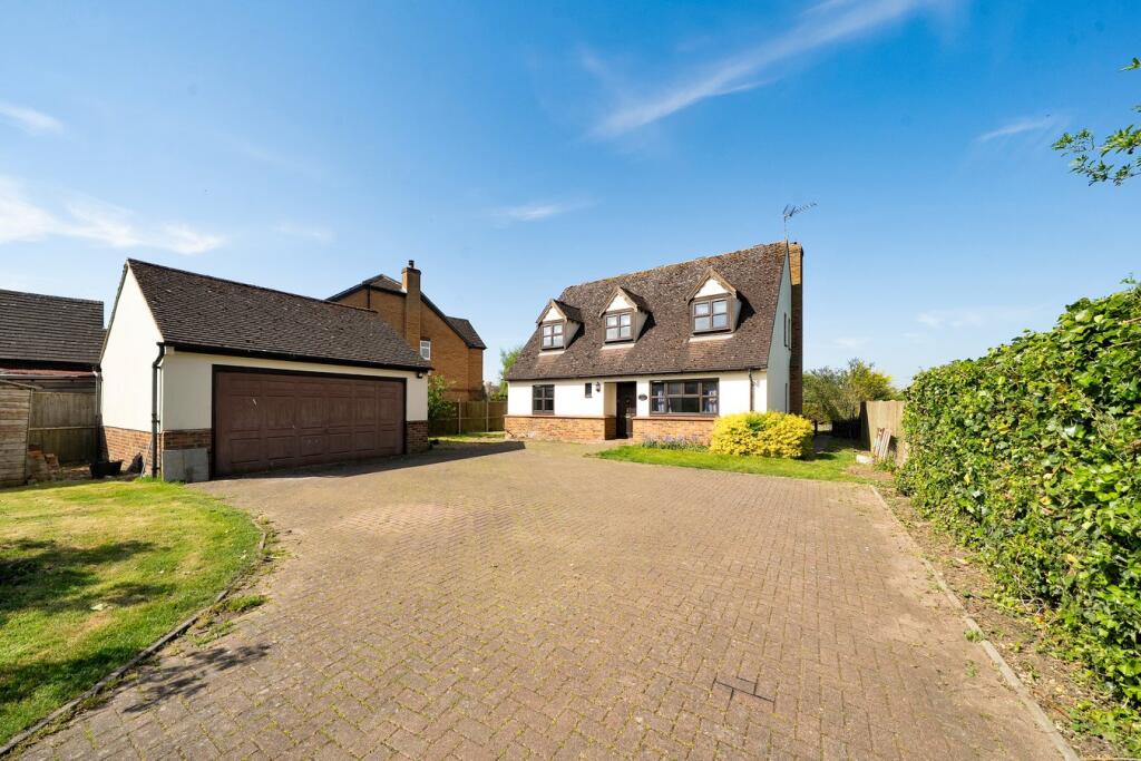 Main image of property: Elizabeth Court, Henlow, SG16