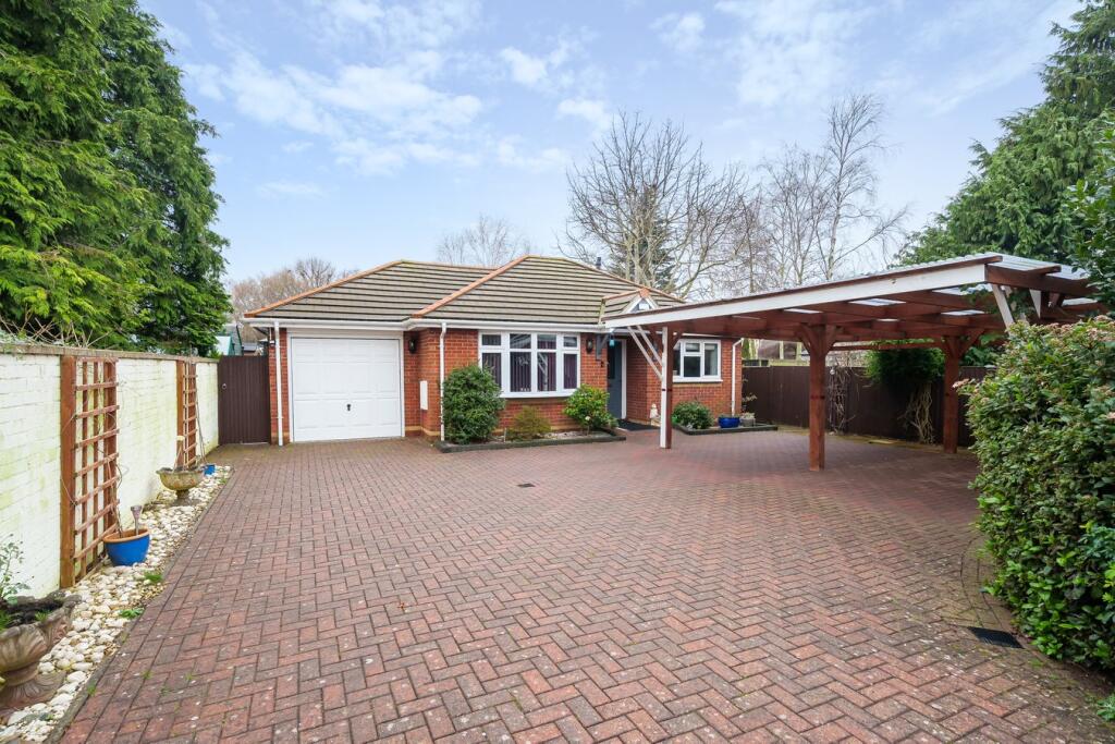 Main image of property: Church Road, Stotfold, Hitchin, SG5