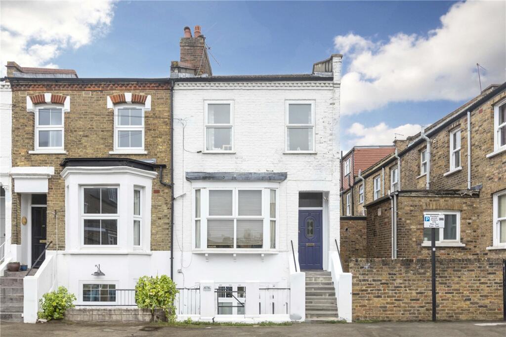 1 bedroom apartment for sale in Road, London, W4