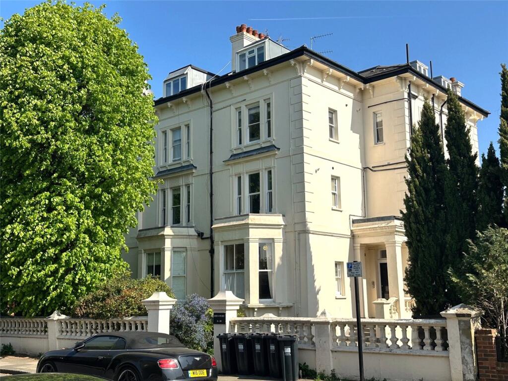 Main image of property: Grove Park Road, London, W4