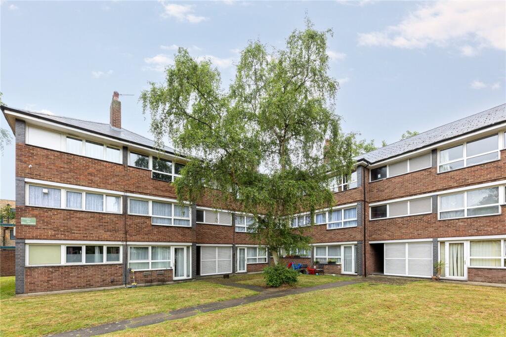 Main image of property: Wellesley Road, London, W4