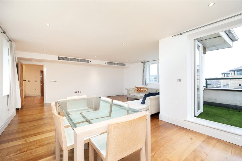 Main image of property: Birchgrove House, Strand Drive, Kew, TW9