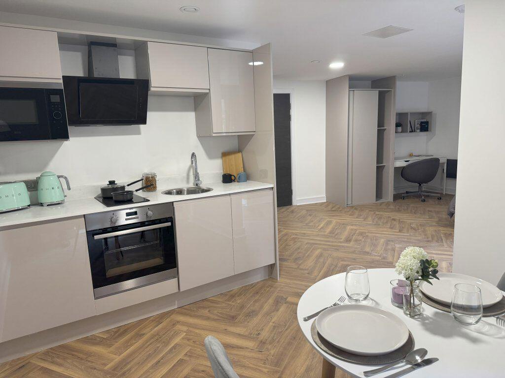 Main image of property: Vista Square Large Studio