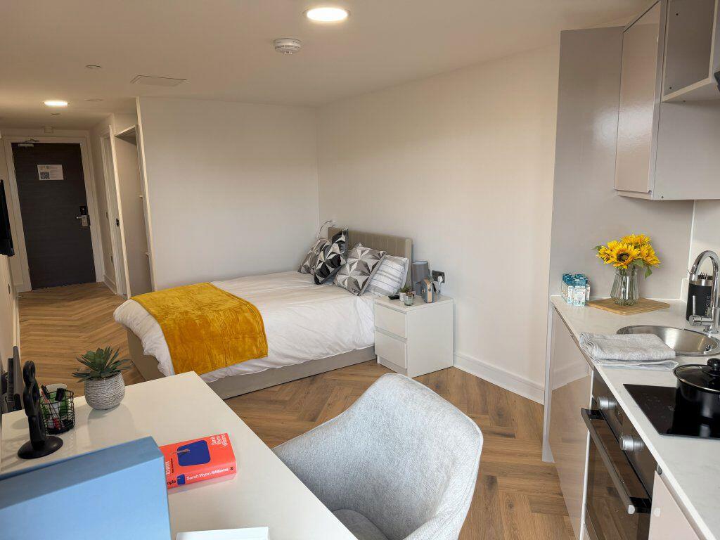 Main image of property: Vista Square, 5 Oldham Place, Liverpool