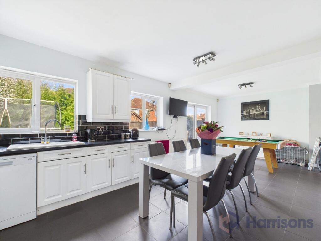 Main image of property: Balas Drive, Sittingbourne, Kent, ME10 5AS