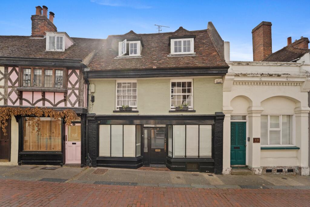 5 bedroom terraced house