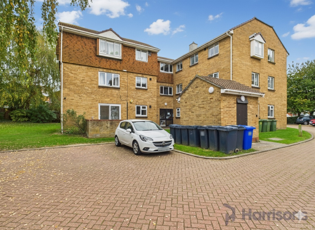 Main image of property: Fallowfield, Sittingbourne, ME10 4UZ