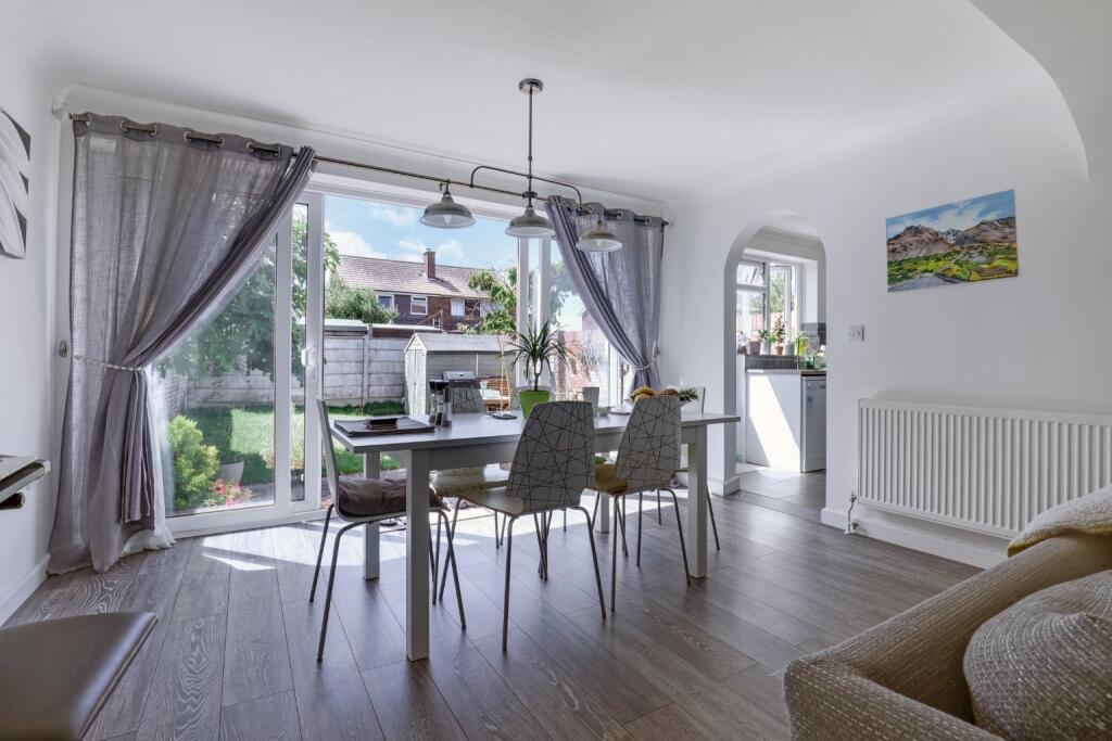 Main image of property: Lower Road, Teynham, Sittingbourne, Kent, ME9 9DR