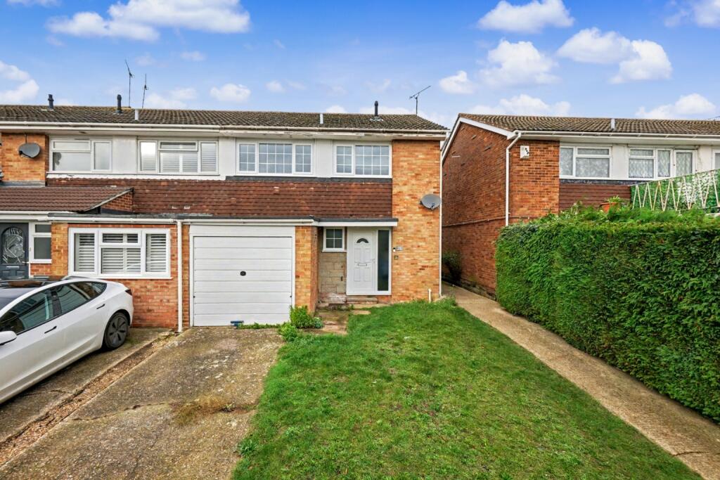 Main image of property: Woollett Road, Sittingbourne, Kent, ME10 1PZ