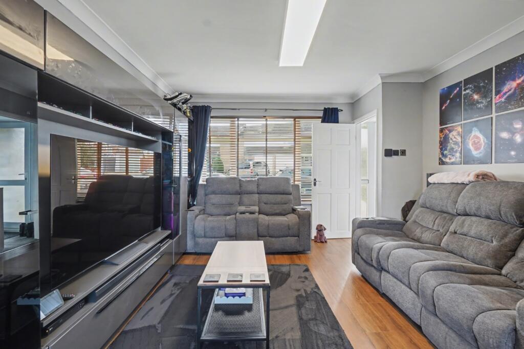 Main image of property: Hilton Drive, Sittingbourne, Kent, ME10 1PU