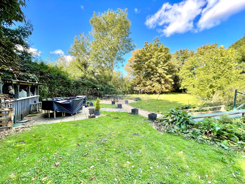 Additional property image - Newmarket Road, Great Chesterford, Saffron Walden