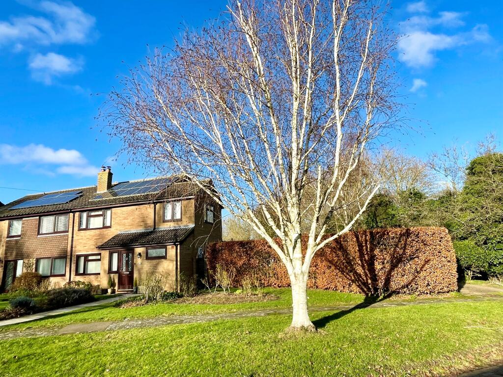 3 bedroom semidetached house for sale in Old House Road, Balsham